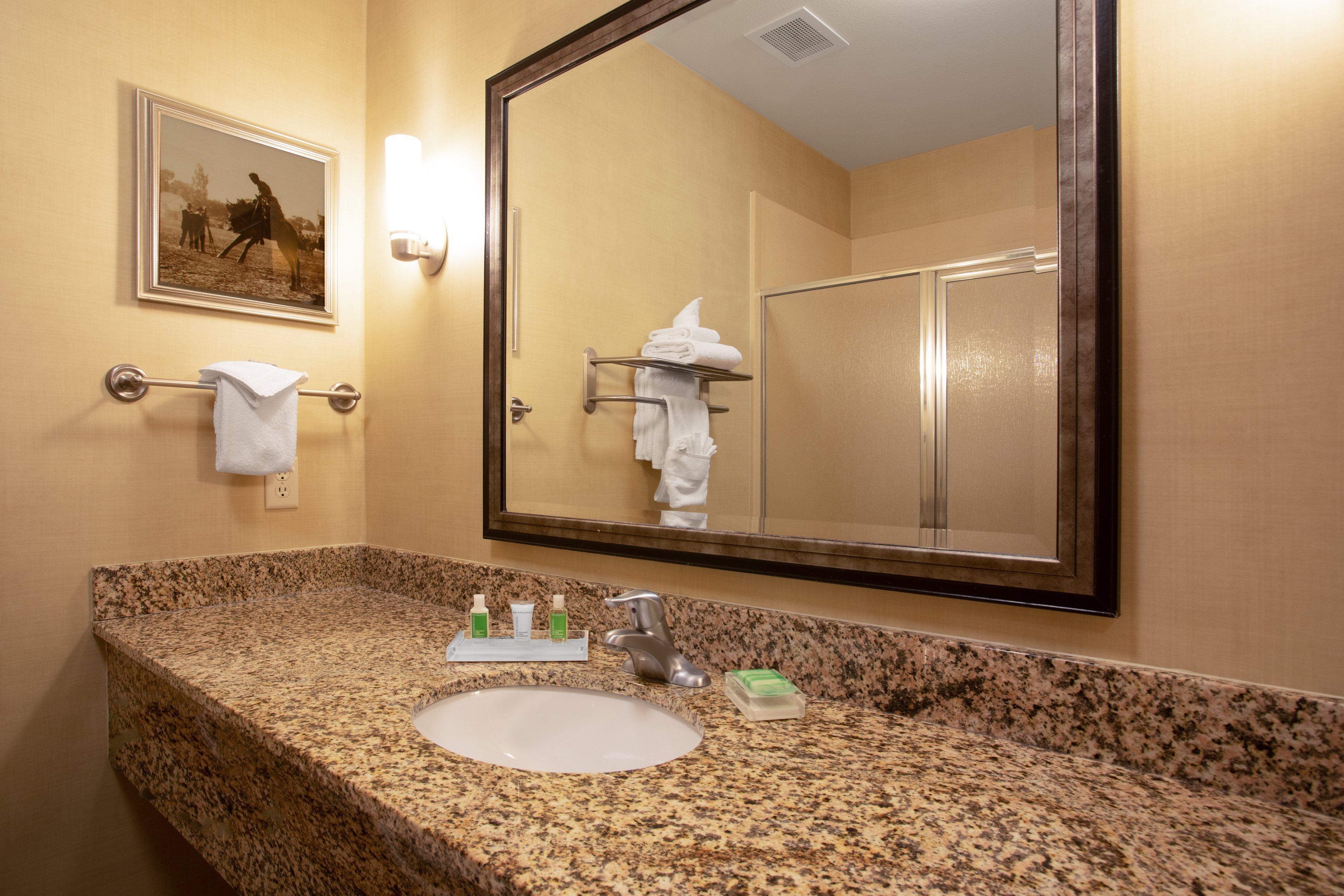 Holiday Inn Laramie By Ihg מראה חיצוני תמונה